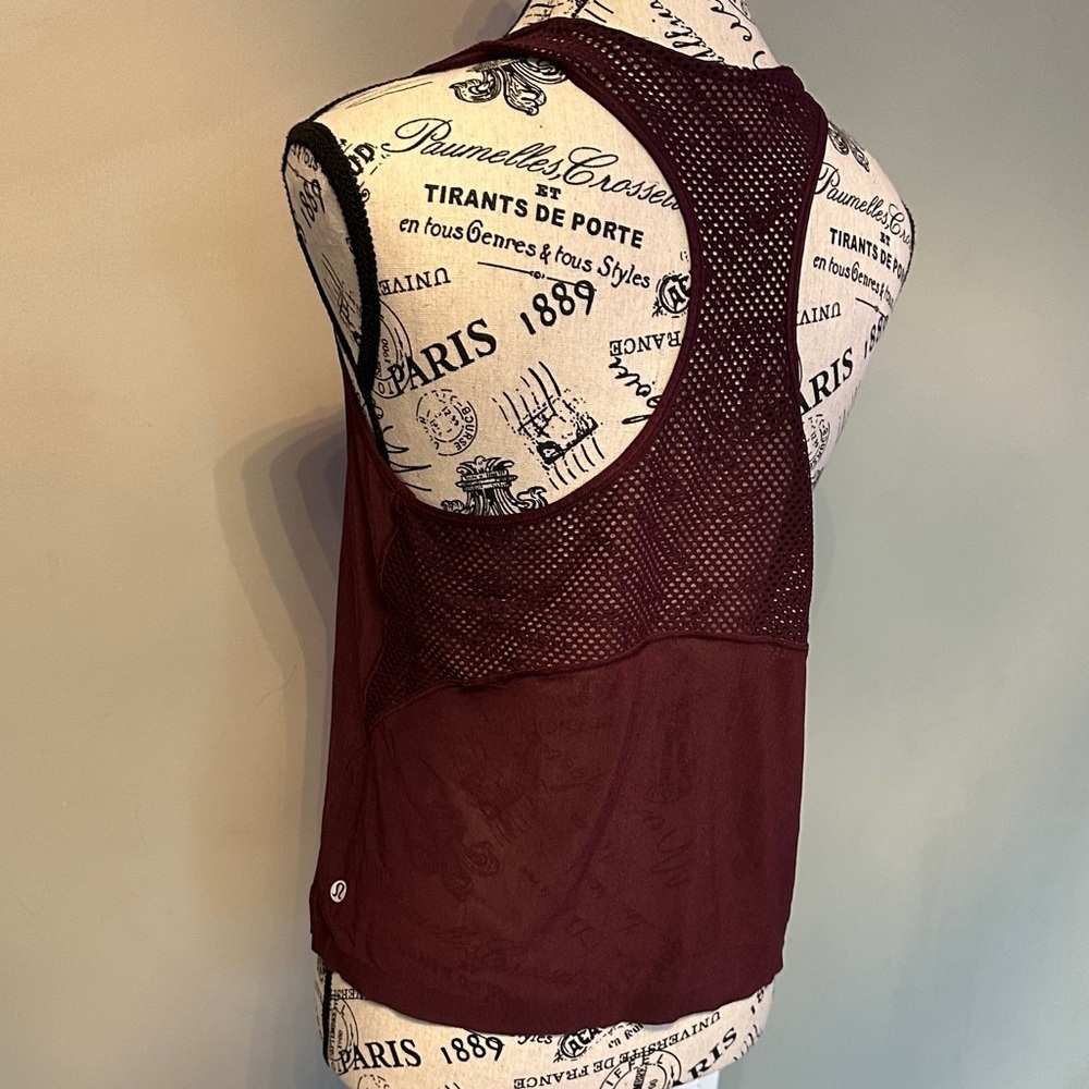 Lululemon Women's Burgundy Mesh Tank Top
